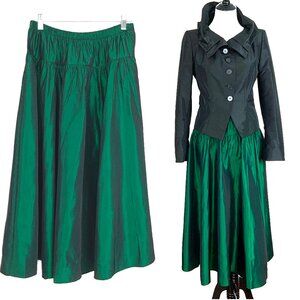 Elegant Green Women's Skirt